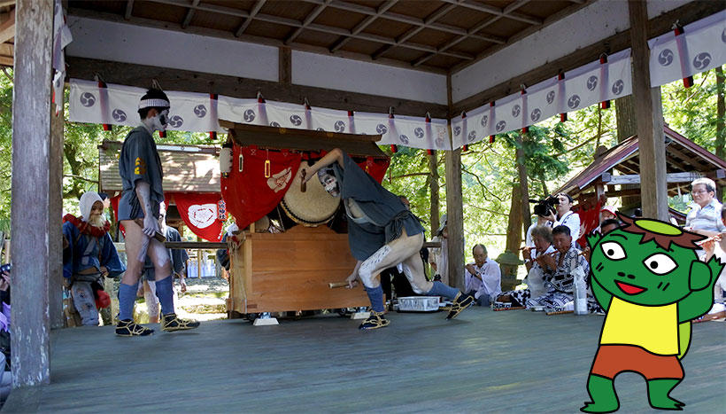 写真：「八坂神社例祭 田歌の神楽」京都府南丹市美山町・八坂神社（7月14日）