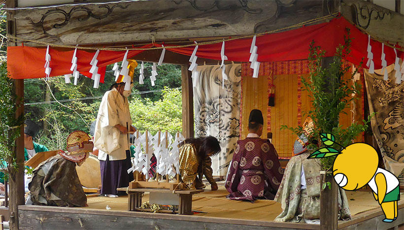 写真：「八幡大神社例大祭」埼玉県秩父郡東秩父村・八幡大神社（11月3日）