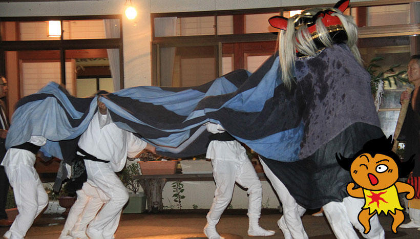 写真：「白子神社例祭 獅子舞」山形県西置賜郡小国町・白子神社（5月3日・9月第2日曜日）