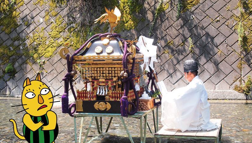 写真：「神流川のお川瀬下げ神事」 群馬県・乃久里神社（8月第1日曜日）