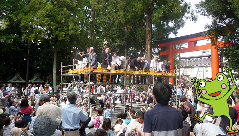 写真：「御霊神社太々神楽祭」奈良県五條市霊安寺町・御霊神社（4月第4日曜日隔年）