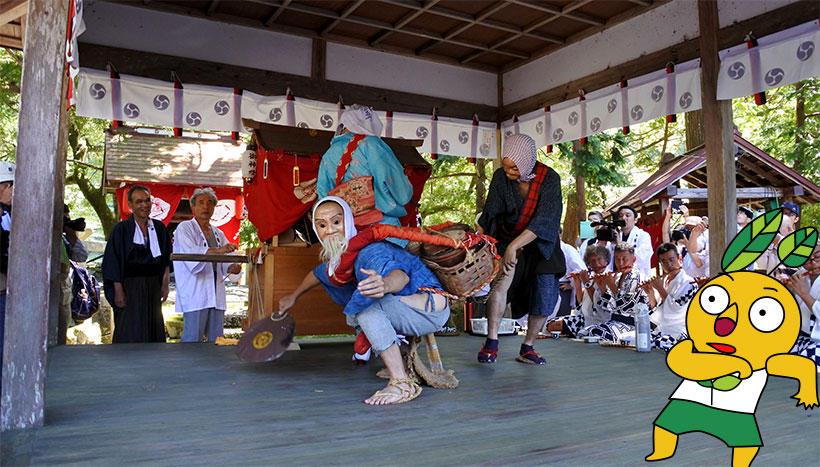 写真：「八坂神社例祭 田歌の神楽」京都府南丹市美山町・八坂神社（7月14日）