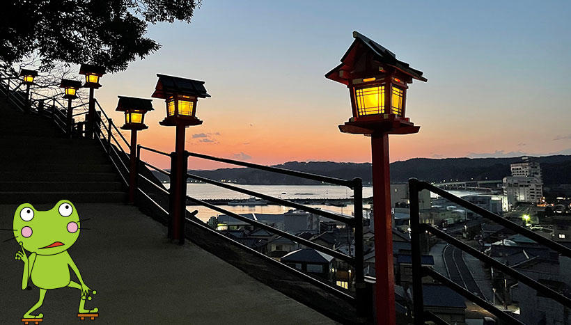 写真：遠見岬神社（千葉県勝浦市浜勝浦鎮座）