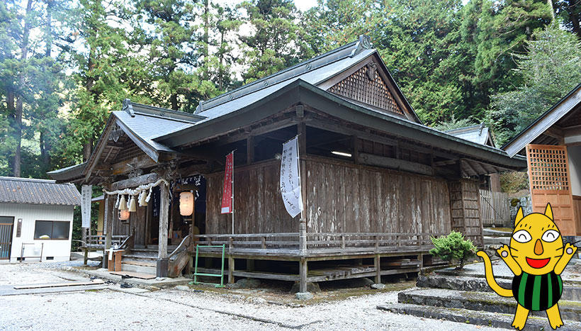 写真：池川神社（高知県吾川郡仁淀川町鎮座）